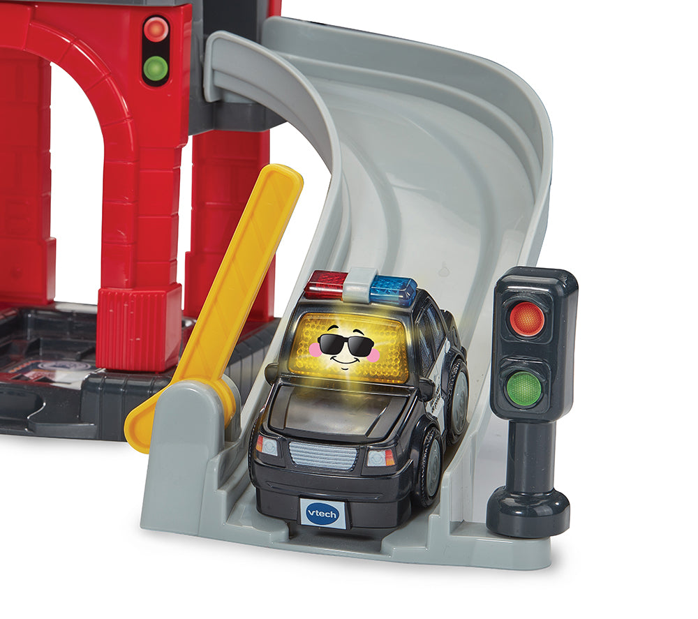 Tut Tut Bolides Interactive Super Rescue Center