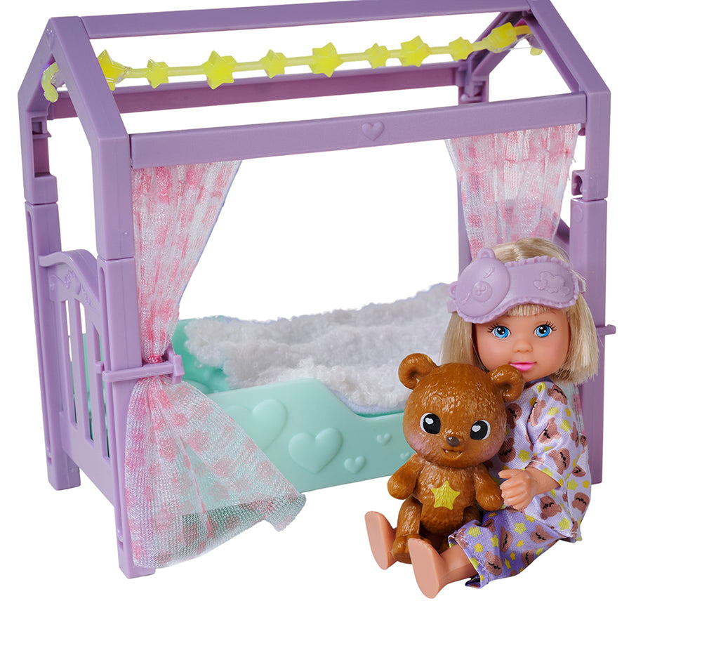 Evi Love - Teddy au lit