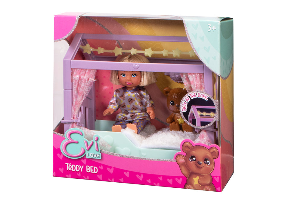 Evi Love - Teddy au lit