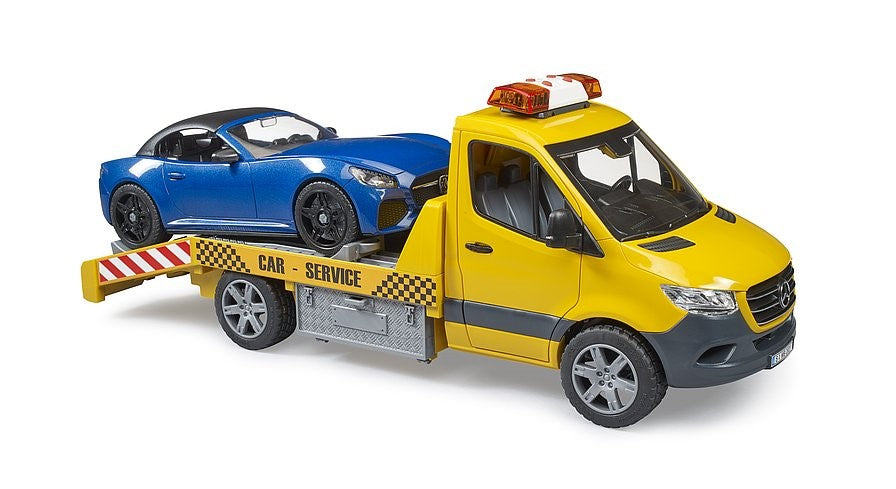 Remorqueur Mercedes Sprinter et Roadster bleu
