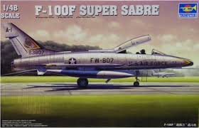 Modèle à coller f-100f super sabre fighter 1/48
