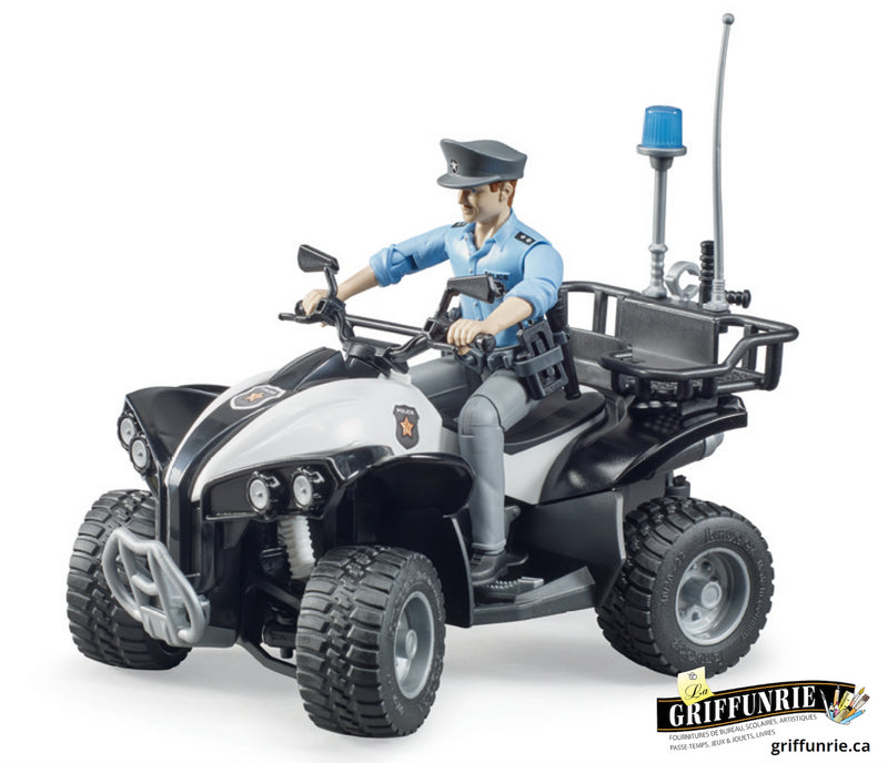 Policier en VTT avec accessoires