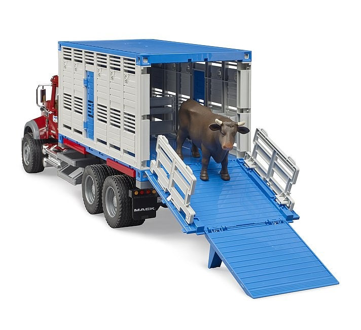 Transporteur d'animaux MACK Granite avec vache